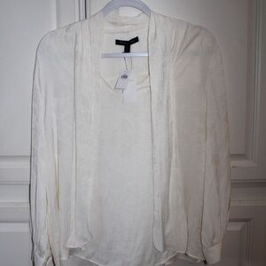 NWT Banana Republic long sleeved white top, lrg